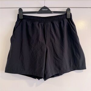 Lulu lemon men’s Pace Breaker shorts